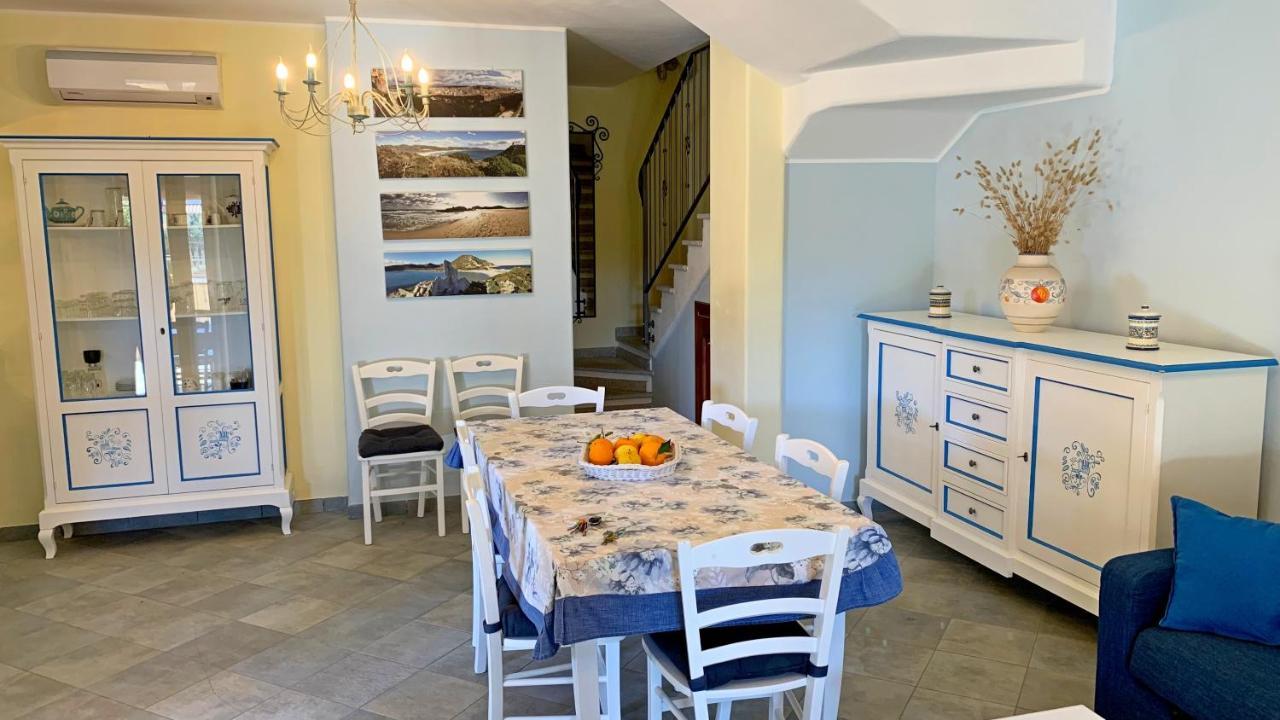Sa Villarose By La Via Del Mare Viaggi E Vacanze Villasimius Eksteriør billede